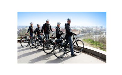 Privérondleiding op de fiets door Praag met ophaalservice